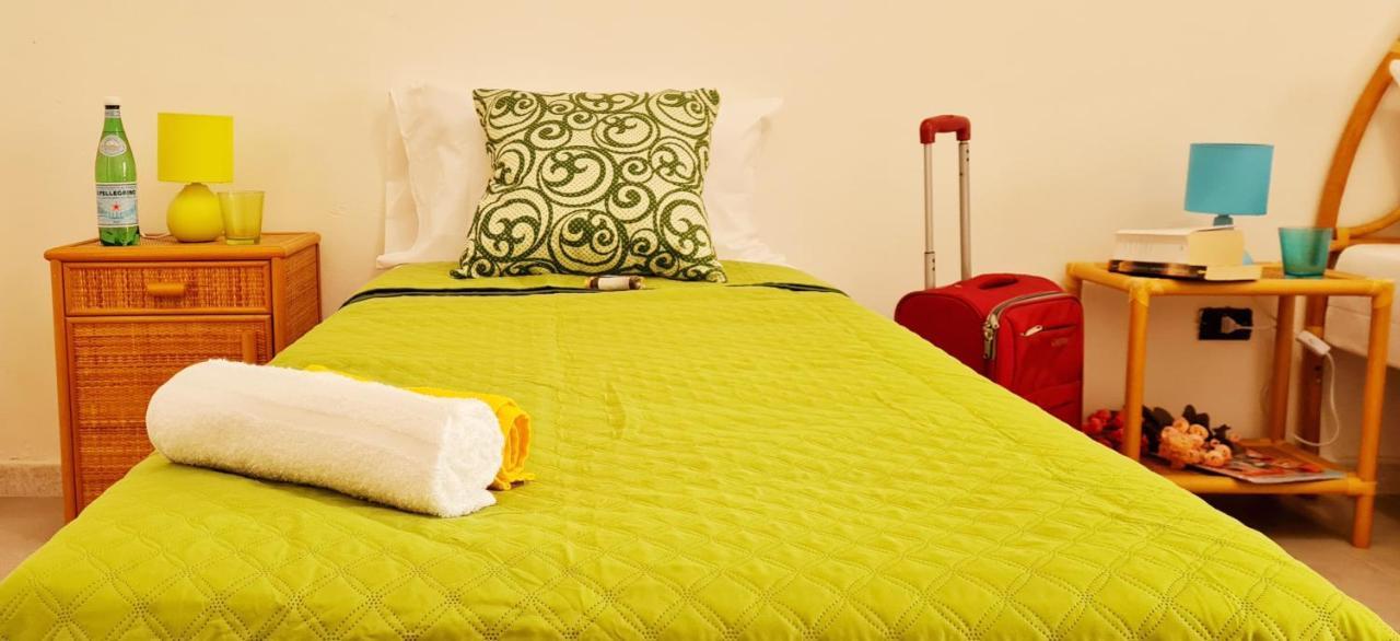 Ninfa Sul Mare Apartments 50 M E T R I Dal Mare Parcheggio Gratuito Custodito Capo Vaticano Zewnętrze zdjęcie