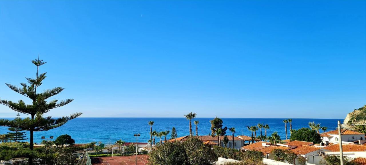 Ninfa Sul Mare Apartments 50 M E T R I Dal Mare Parcheggio Gratuito Custodito Capo Vaticano Zewnętrze zdjęcie