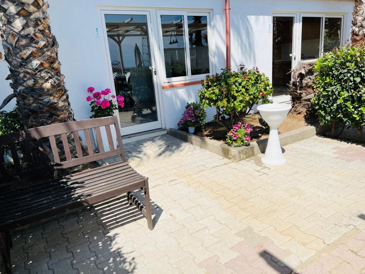 Ninfa Sul Mare Apartments 50 M E T R I Dal Mare Parcheggio Gratuito Custodito Capo Vaticano Zewnętrze zdjęcie